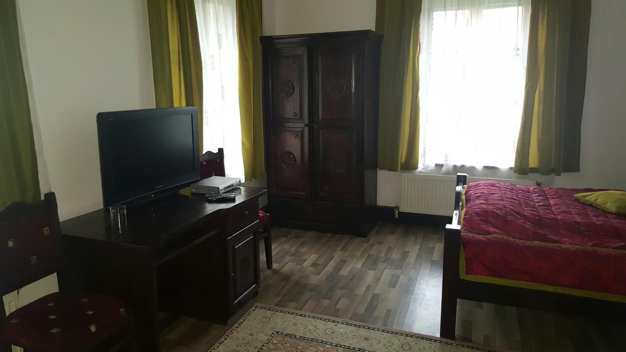Dofteana Park Villa Leorzeni Kültér fotó