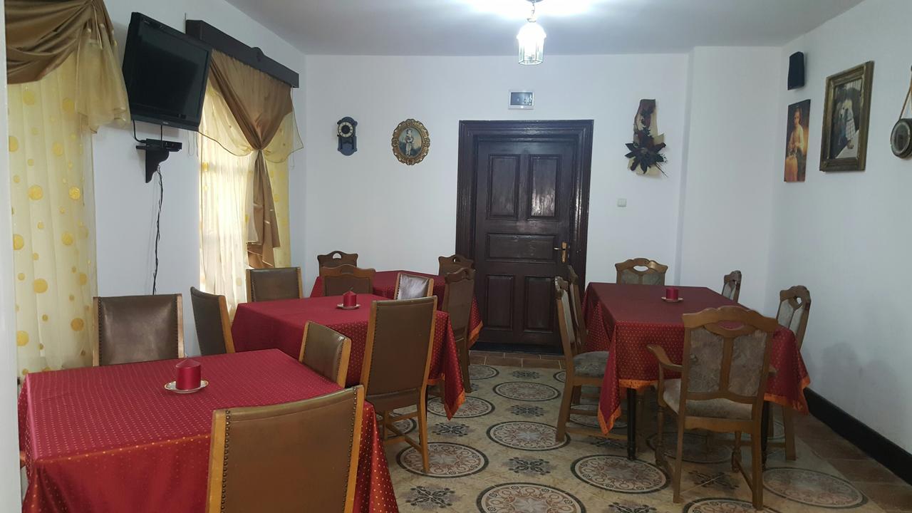 Dofteana Park Villa Leorzeni Kültér fotó